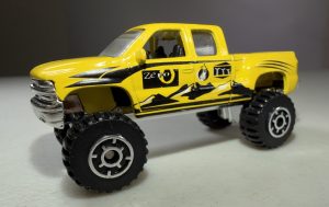 Matchbox Yellow 1999 Chevrolet Silverado Lifted 4X4 China 1998